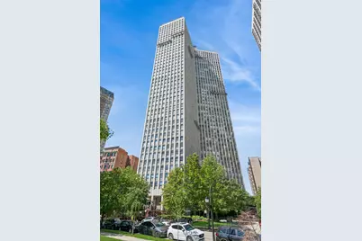 2626 N Lakeview Avenue #302, Chicago, IL 60614 - Photo 1