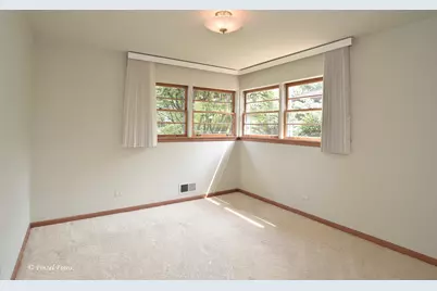 516 S Main Street, Mount Prospect, IL 60056 - Photo 10