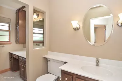516 S Main Street, Mount Prospect, IL 60056 - Photo 12
