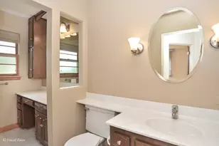 516 S Main St, Mount Prospect, IL 60056 - Photo 12