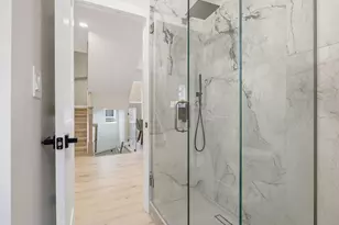 4431 N Marmora Ave, Chicago, IL 60630 - Photo 14