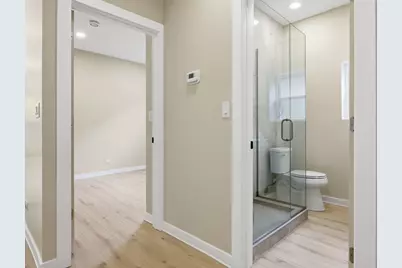 4431 N Marmora Avenue, Chicago, IL 60630 - Photo 12
