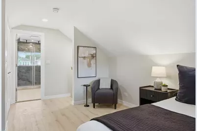 4431 N Marmora Avenue, Chicago, IL 60630 - Photo 18