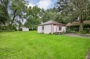 649 Hill Ave, Glen Ellyn, IL 60137 - Photo 8