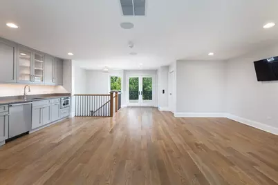 924 E Chicago Avenue, Naperville, IL 60540 - Photo 42