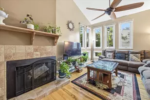 1641 Cove Ct, Naperville, IL 60565 - Photo 6