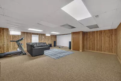 256 E Fox Hill Drive, Buffalo Grove, IL 60089 - Photo 32