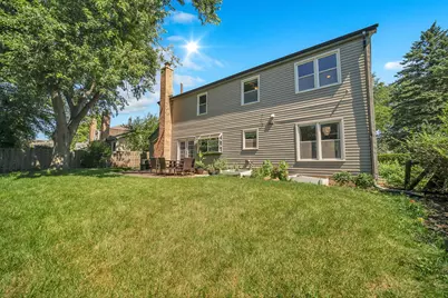 256 E Fox Hill Drive, Buffalo Grove, IL 60089 - Photo 36