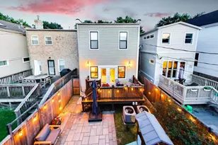2136 W Waveland Ave, Chicago, IL 60618 - Photo 34