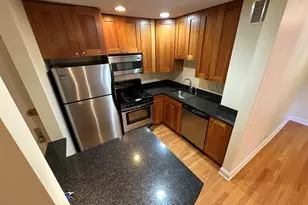2036 N Larrabee St, Chicago, IL 60614 - Photo 4