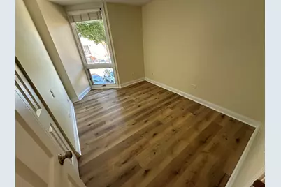 2036 N Larrabee Street #8208, Chicago, IL 60614 - Photo 6