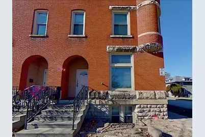113 N Hickory Street #B, Joliet, IL 60435 - Photo 2