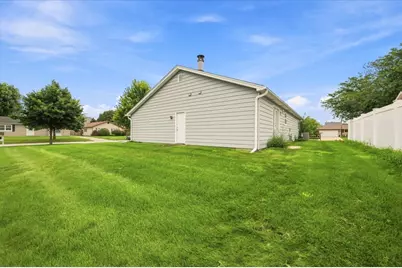 482 Pinewood Drive, North Aurora, IL 60542 - Photo 26