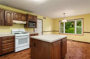 6335 Durness Dr, Caledonia, IL 61011 - Photo 20