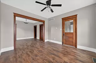 558 S 3rd St, Rochelle, IL 61068 - Photo 4