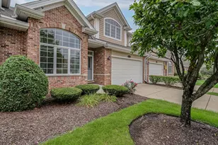 1436 Covington Dr, Lemont, IL 60439 - Photo 2