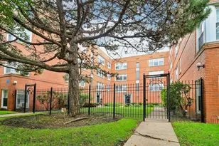 2408 W Farragut Ave, Chicago, IL 60625 - Photo 1