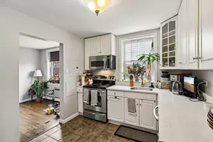 2408 W Farragut Ave, Chicago, IL 60625 - Photo 14
