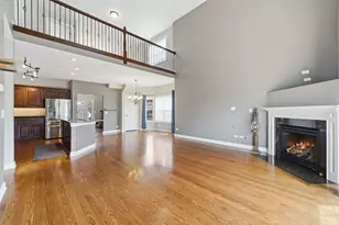 19830 Mulroy Cir, Tinley Park, IL 60487 - Photo 8