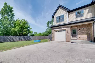 463 E Potter St, Wood Dale, IL 60191 - Photo 2