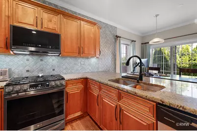 463 E Potter Street, Wood Dale, IL 60191 - Photo 4