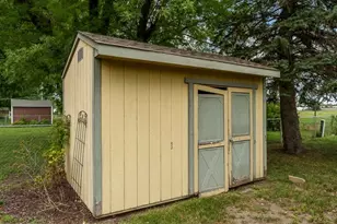 6225 Brown's Pkwy, Loves Park, IL 61111 - Photo 14