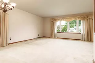 6225 Brown's Pkwy, Loves Park, IL 61111 - Photo 36