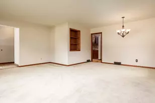 6225 Brown's Pkwy, Loves Park, IL 61111 - Photo 40