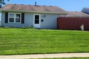 2006 Hastings Dr, Hoffman Estates, IL 60169 - Photo 1