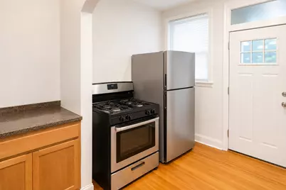 2332 W Addison Street #B1, Chicago, IL 60618 - Photo 4