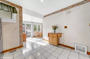 5040 N Monitor Ave, Chicago, IL 60630 - Photo 16