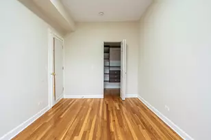 869 W Cornelia Ave, Chicago, IL 60657 - Photo 12