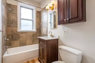 869 W Cornelia Ave, Chicago, IL 60657 - Photo 18
