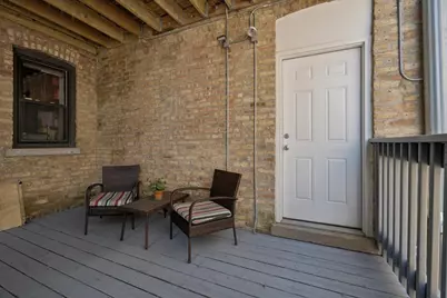 2924 W Berteau Avenue #1, Chicago, IL 60618 - Photo 16