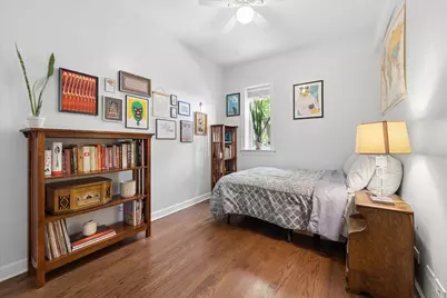 2924 W Berteau Avenue #1, Chicago, IL 60618 - Photo 10