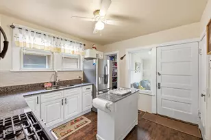 1931 Cuyler Ave, Berwyn, IL 60402 - Photo 12