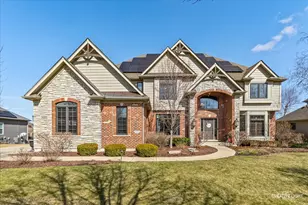 3680 Broadleaf Ave, Elgin, IL 60124 - Photo 2