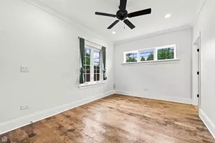 5954 N Paulina St, Chicago, IL 60660 - Photo 26
