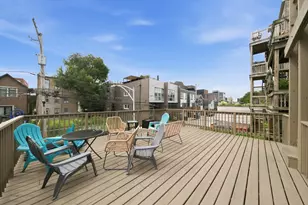 1333 W Huron St, Chicago, IL 60642 - Photo 14