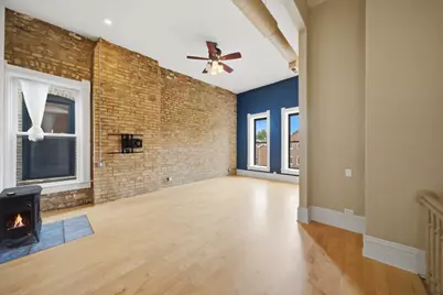 1333 W Huron Street #3A, Chicago, IL 60642 - Photo 2
