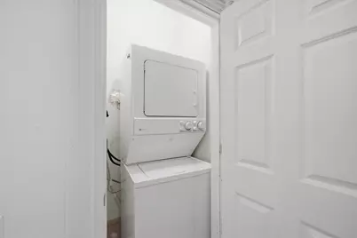 1333 W Huron Street #3A, Chicago, IL 60642 - Photo 12