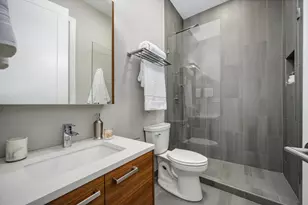 2029 N Hoyne Ave, Chicago, IL 60647 - Photo 22