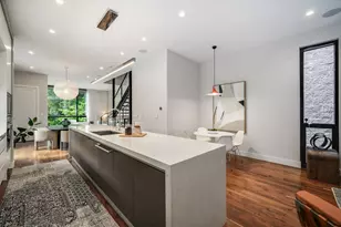 2029 N Hoyne Ave, Chicago, IL 60647 - Photo 14