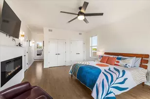 4030 N California Ave, Chicago, IL 60618 - Photo 12