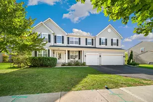 2529 W Autumn Dr, Round Lake, IL 60073 - Photo 1