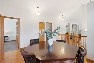 5560 Cambridge Way, Hanover Park, IL 60133 - Photo 20