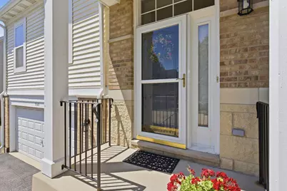 5560 Cambridge Way, Hanover Park, IL 60133 - Photo 4