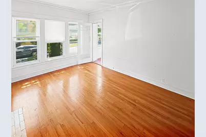 1308 W Rosemont Avenue #1, Chicago, IL 60660 - Photo 2