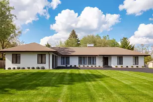 23378 N Apple Hill Ln, Lincolnshire, IL 60069 - Photo 2