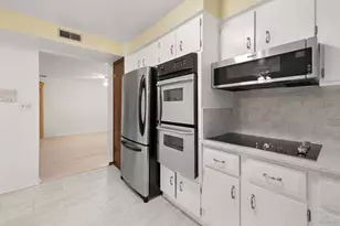 4204 N Keystone Ave, Chicago, IL 60641 - Photo 12